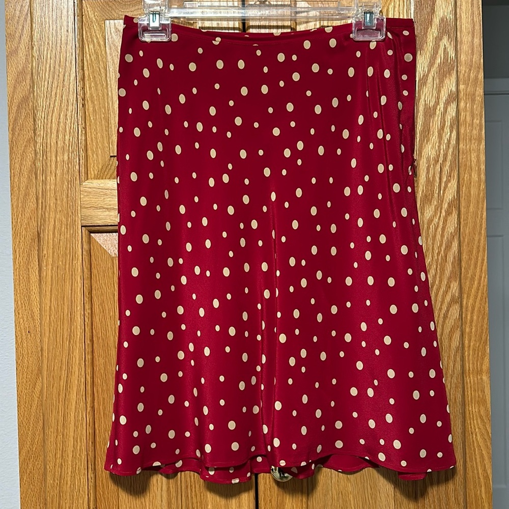 Amanda Smith petites pure silk skirt fully lined with silk size 8P